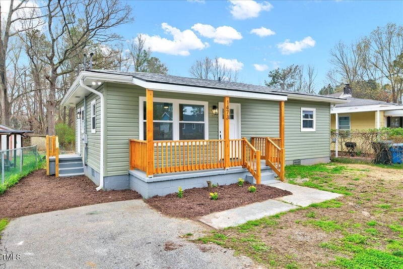 1473 Maplewood Dr, Durham, NC 27704