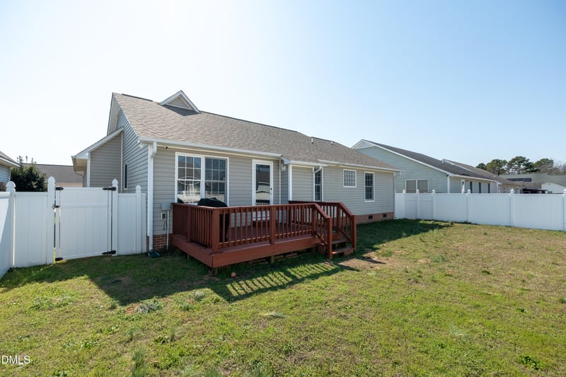 1476 Aultroy Dr, Fayetteville, NC 28306