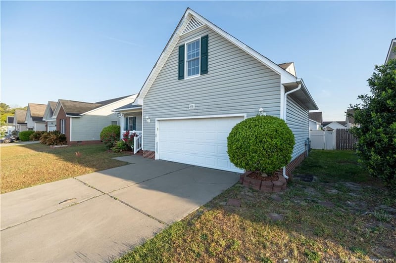 1476 Aultroy Dr, Fayetteville, NC 28306