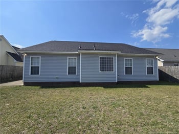 1478 Oldstead Dr, Fayetteville, NC 28306