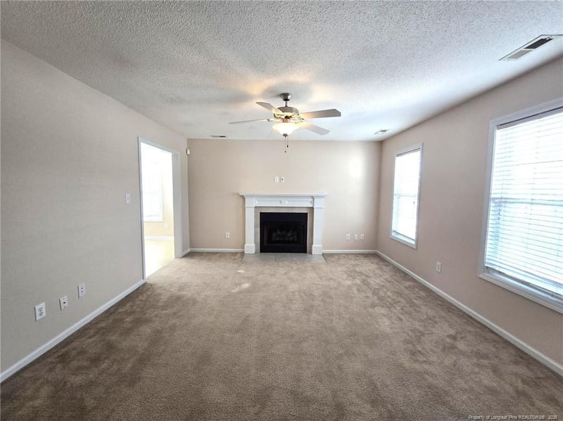 1478 Oldstead Dr, Fayetteville, NC 28306