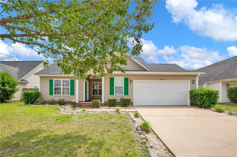 1479 Oldstead Rd, Fayetteville, NC 28306