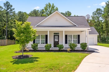 148 Battery Cir, Selma, NC 27576