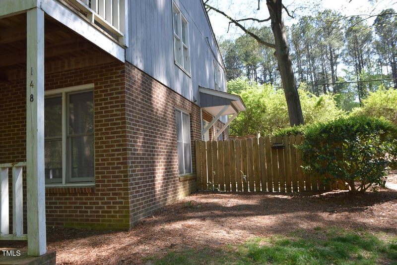 148 Carmichael Ct, Cary, NC 27511