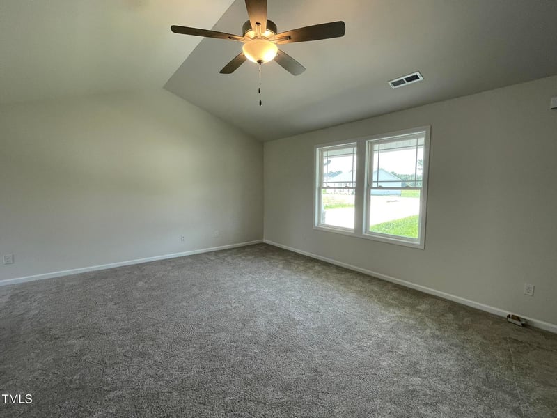 148 Coharie Dr, Lillington, NC 27546