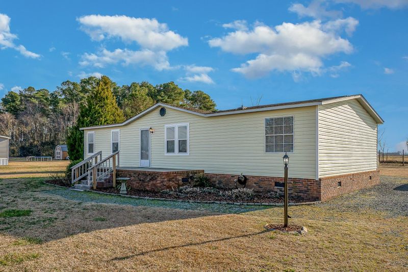 148 Country Meadow Ln, Dunn, NC 28334