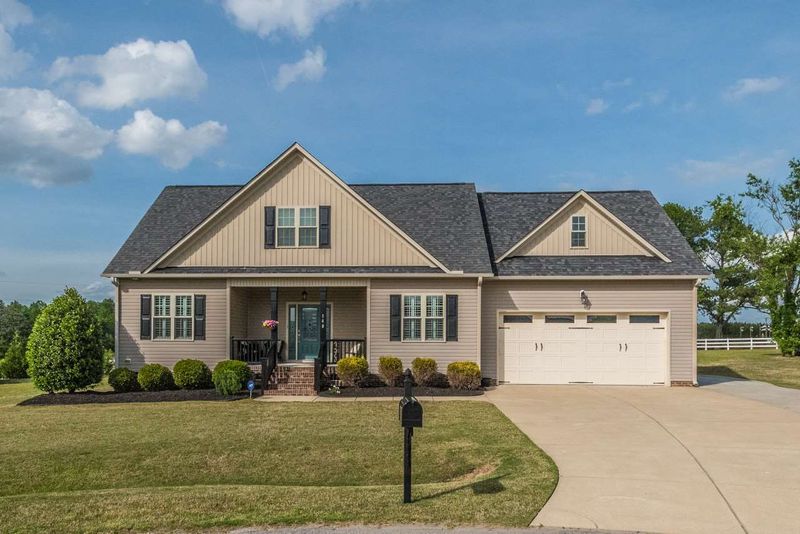 148 Eddlestone Ct, Clayton, NC 27520