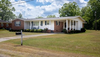 148 Fairview Village Rd, Dunn, NC 28334