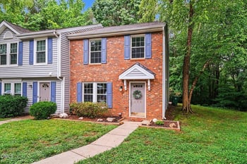 148 Luxon Pl, Cary, NC 27513