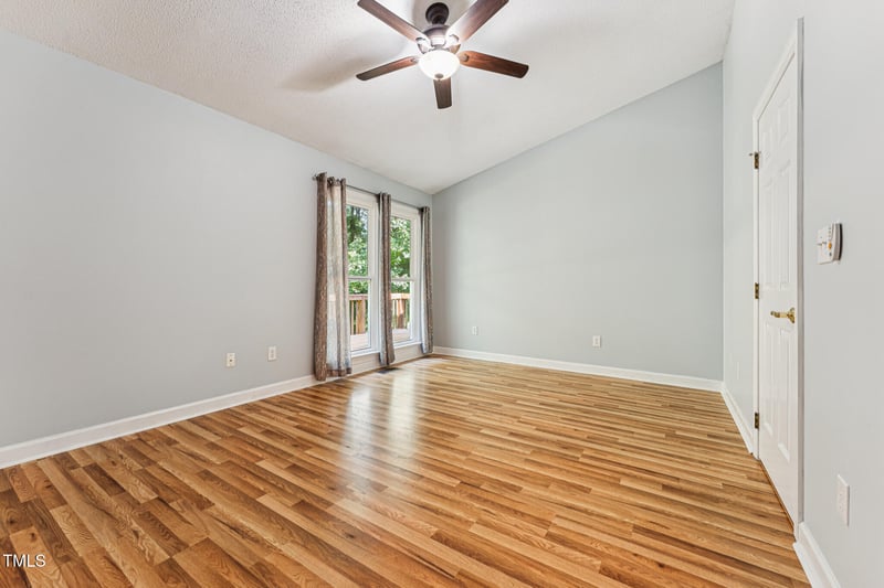 148 Sanair Ct, Apex, NC 27502