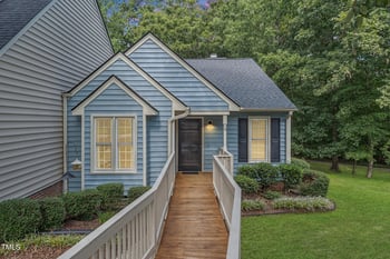 148 Sanair Ct, Apex, NC 27502