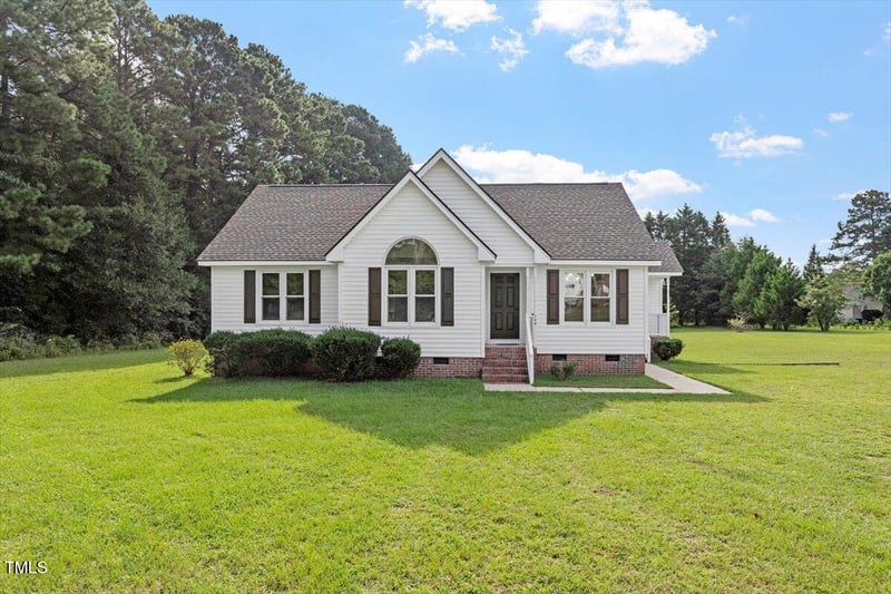 1480 White Memorial Church Rd, Willow Springs, NC 27592