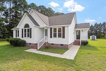 1480 White Memorial Church Rd, Willow Springs, NC 27592