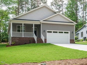 1481 Carolina Dr, Sanford, NC 27332