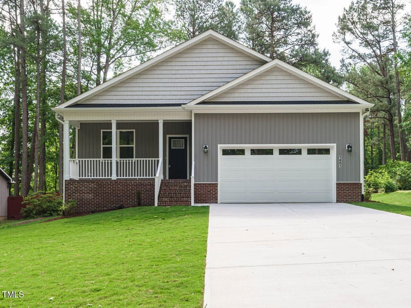 1481 Carolina Dr, Sanford, NC 27332