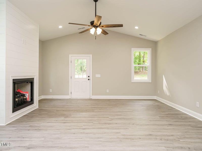 1481 Carolina Dr, Sanford, NC 27332