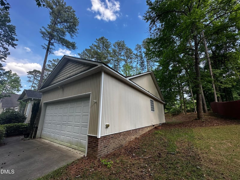 1483 Kentucky Ave, Sanford, NC 27332