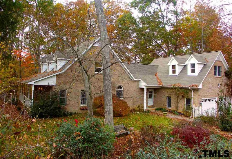 1484 Gallup Rd, Chapel Hill, NC 27517