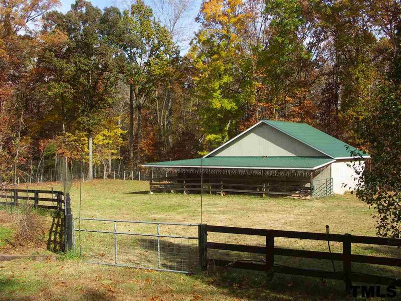 1484 Gallup Rd, Chapel Hill, NC 27517