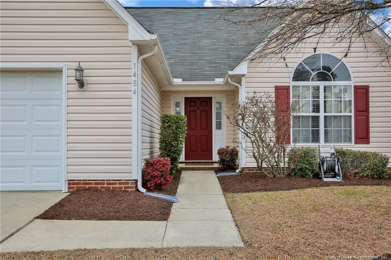 1484 Middlesbrough Dr, Fayetteville, NC 28306