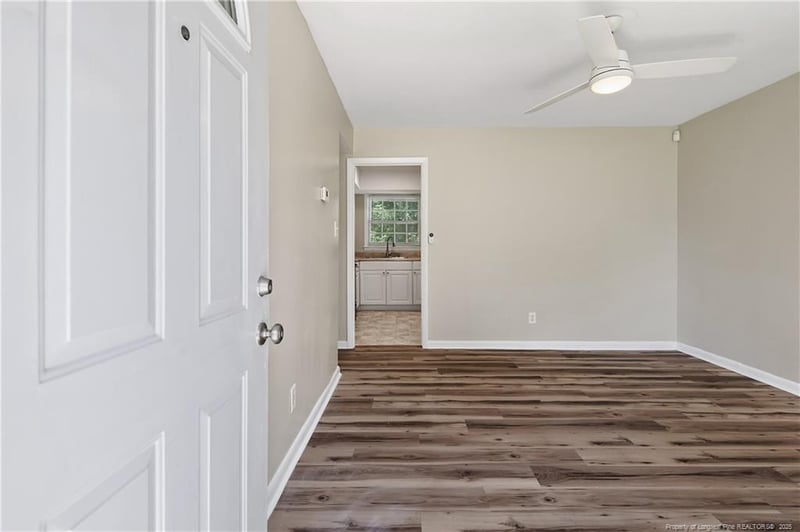 1486 Thelbert Dr, Fayetteville, NC 28301