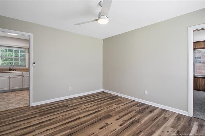 1486 Thelbert Dr, Fayetteville, NC 28301