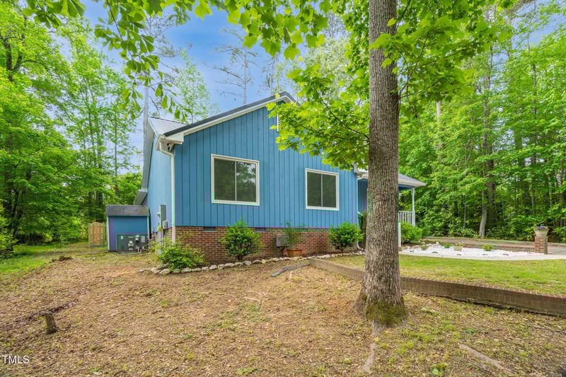 1487 Kentucky Ave, Sanford, NC 27332