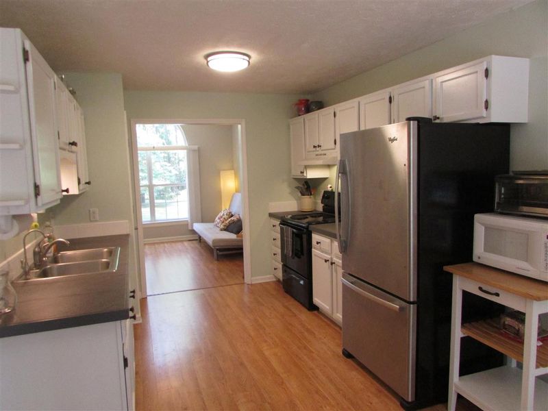 149 Amber Ln, Pittsboro, NC 27312