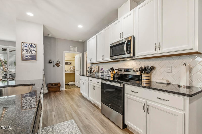 149 Brickhouse Ln, Fuquay Varina, NC 27526