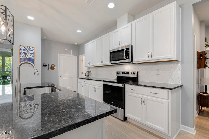 149 Brickhouse Ln, Fuquay Varina, NC 27526