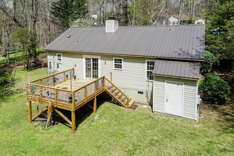 149 Clark Ct, Youngsville, NC 27596