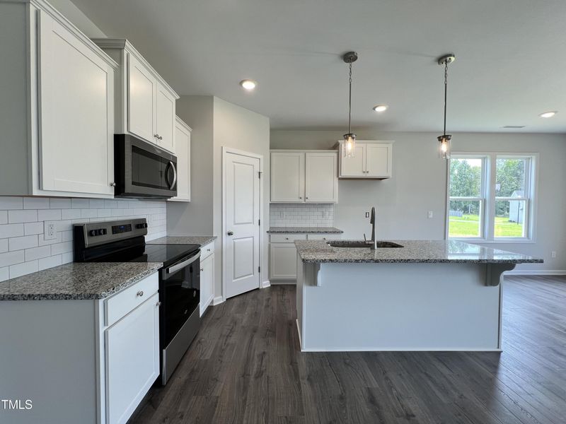 149 Danube Dr, Zebulon, NC 27597