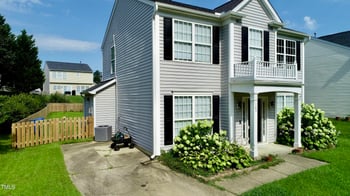 149 Honey Springs Ave, Fuquay Varina, NC 27526
