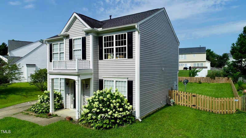 149 Honey Springs Ave, Fuquay Varina, NC 27526