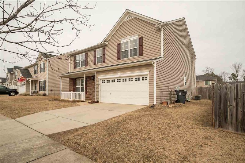 149 Smith Rock Dr, Holly Springs, NC 27540
