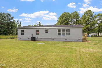 149 Woodvalley Dr, Erwin, NC 28339