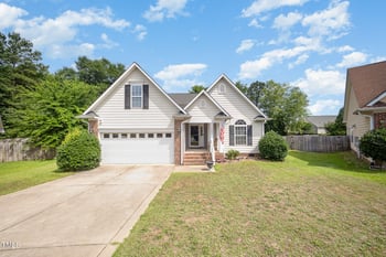 1490 Rocktree Ct, Fayetteville, NC 28306