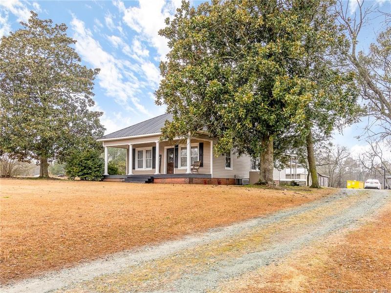 1492 White Hill Rd, Sanford, NC 27332