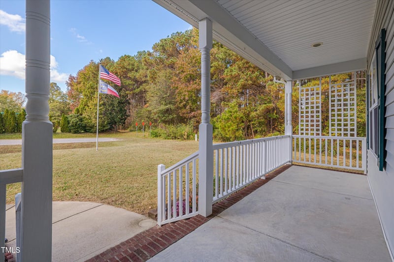 1493 Grassy Hills Ln, Holly Springs, NC 27540