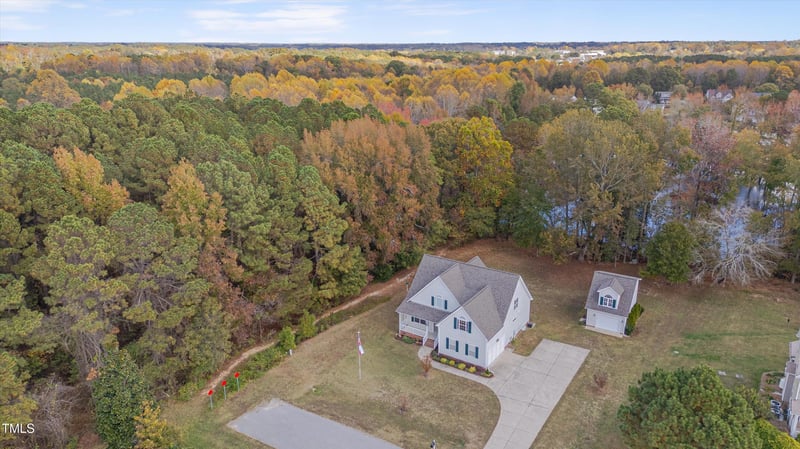 1493 Grassy Hills Ln, Holly Springs, NC 27540
