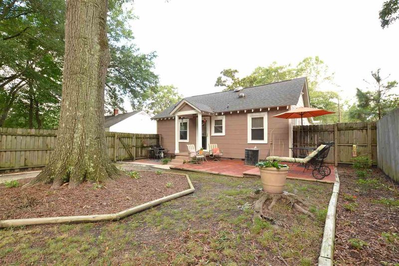 15 W Academy St, Wendell, NC 27591