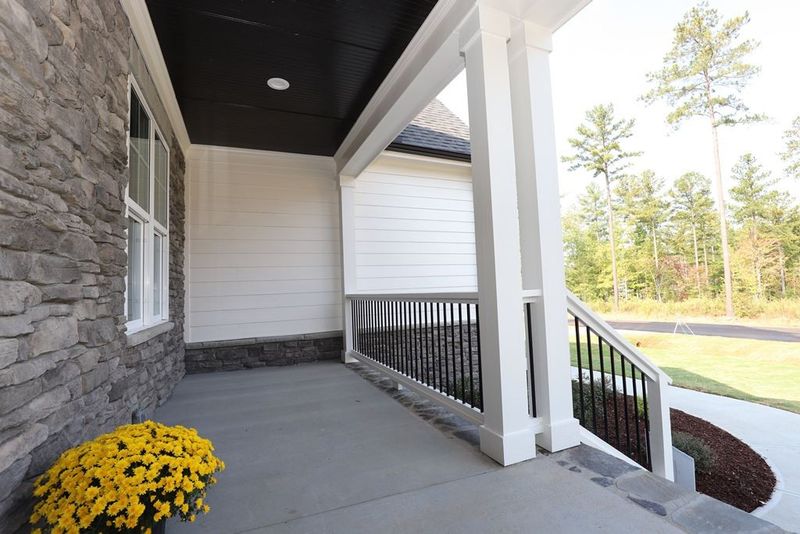 15 Addyson Ln, Youngsville, NC 27596