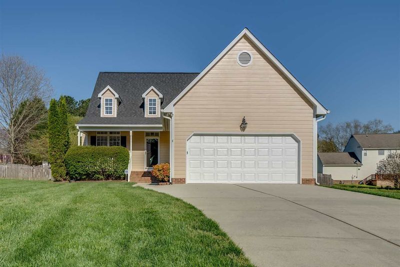 15 Ballard Ct, Durham, NC 27712