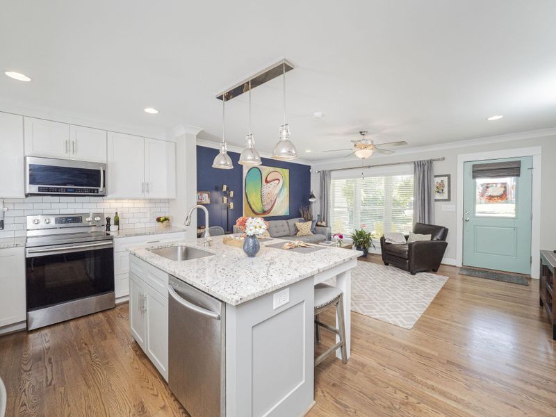 15 Bart St, Raleigh, NC 27610