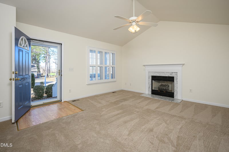 15 Beaver Ridge Dr, Youngsville, NC 27596