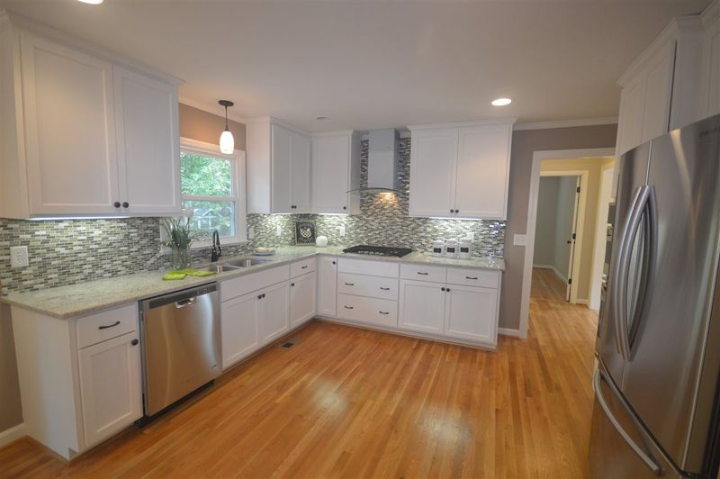 15 Bentgrass Ln, Durham, NC 27705