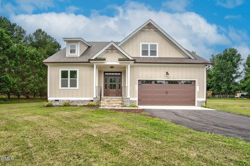 15 Black Feather Ln, Youngsville, NC 27596