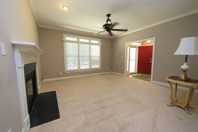 15 Bunn Ave, Zebulon, NC 27597
