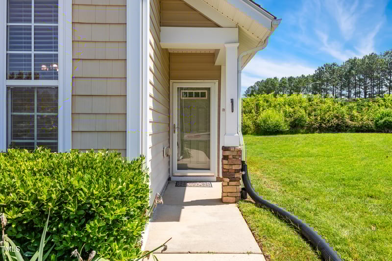 15 Canary Ct, Durham, NC 27713