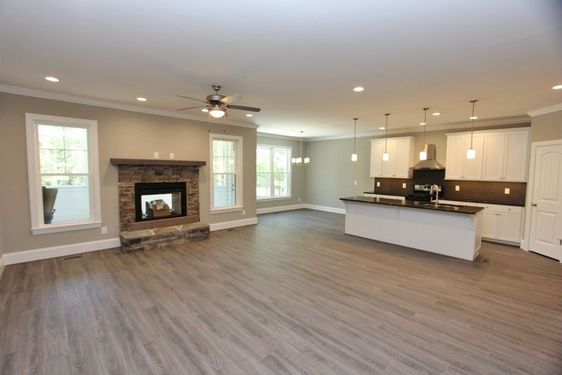 15 Carriden Dr, Youngsville, NC 27596